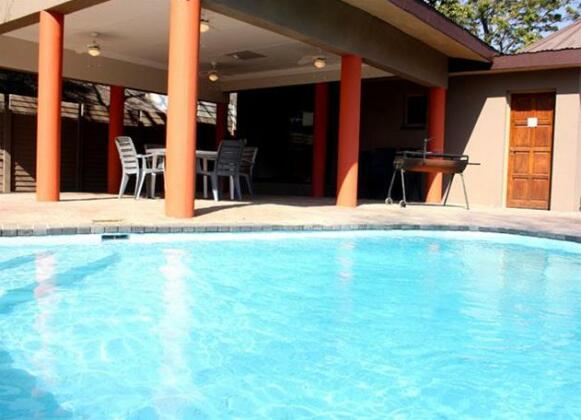 Grand Central Guesthouse - Photo4
