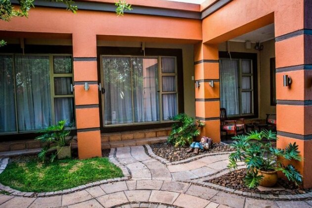@Home Guest House - Photo2
