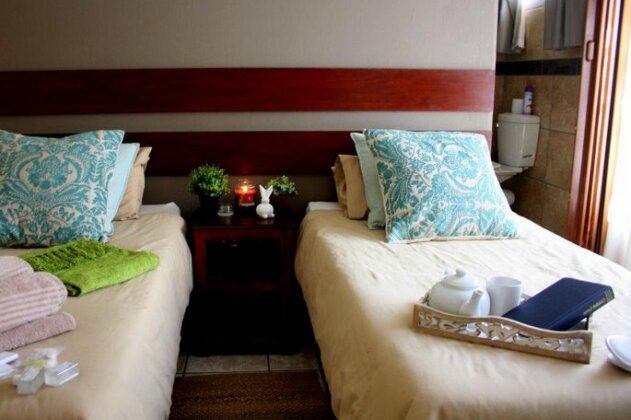 Honey Bee Guesthouse - Photo5