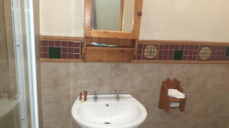Karl Heyne Guesthouse - Photo4