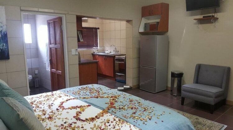 Marjaniek Guest House - Photo3