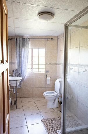 Milorho Lodge - Photo3