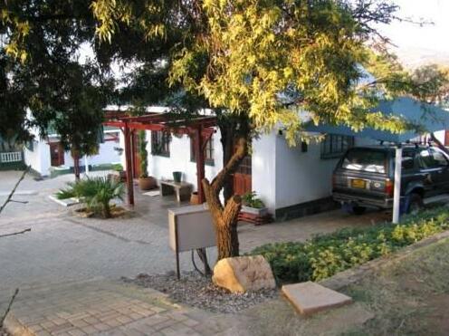 N4 Guest Lodge - Photo4