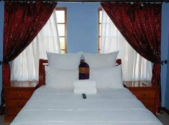 Paula's Guesthouse - Photo5