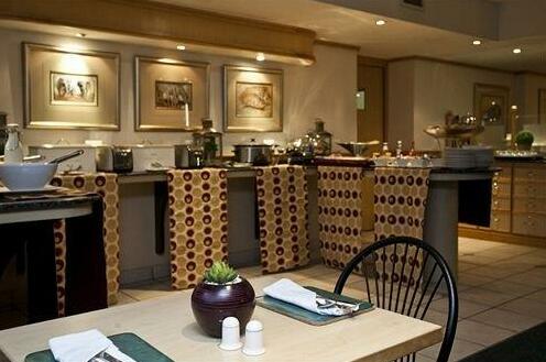 Road Lodge Rustenburg - Photo2