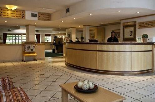 Road Lodge Rustenburg - Photo4