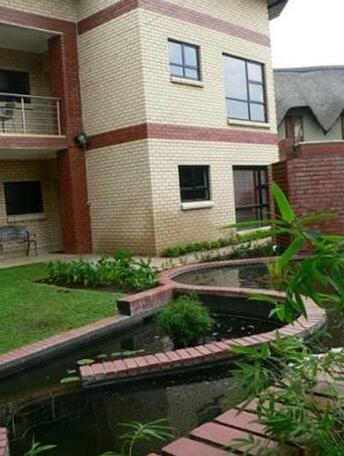 Rustenburg Boutique Hotel - Photo4