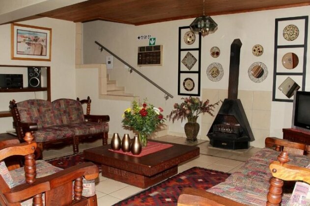 Rustenburg Guesthouse - Photo3