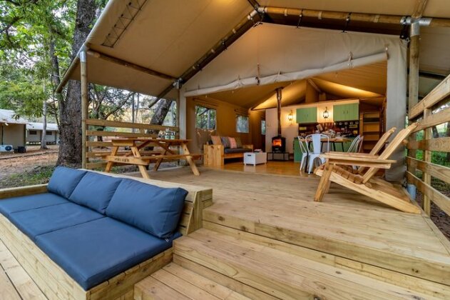 AfriCamps at Mackers - Photo2