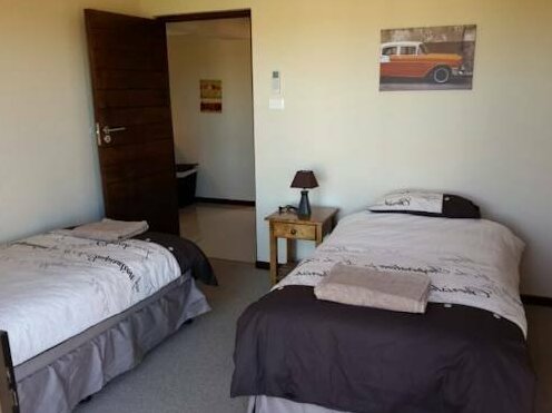 St Francis Bay Self Catering Accommodation - Photo4