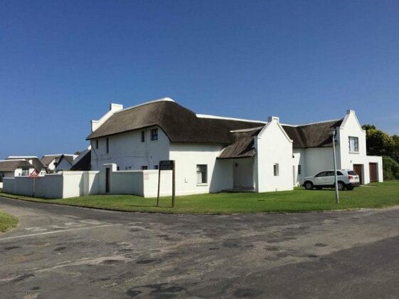 Thatch House on the Canals - Photo2