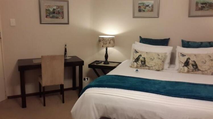 Nikella Bed and Breakfast - Photo3