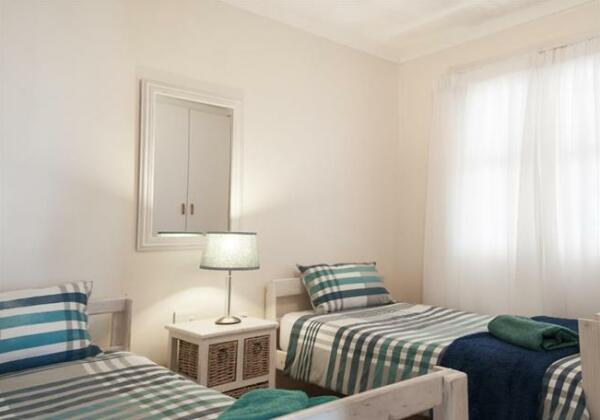 Villa-Mari Self Catering Apartment - Photo2