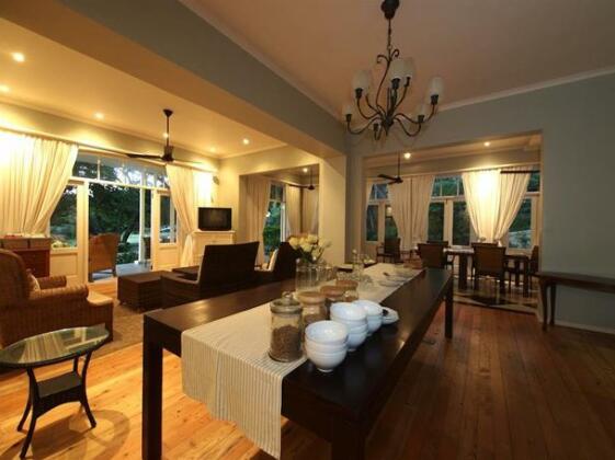 Coral Tree Colony Bed & Breakfast - Photo4