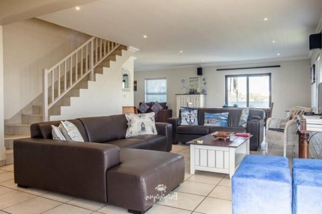 Fletchers Cove - Photo4