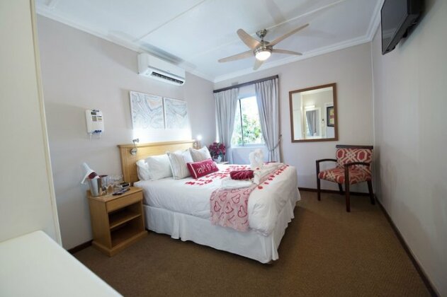 First Group Lake View Cabanas - Photo4