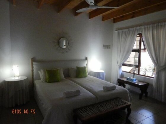 Hornbill House - Photo2