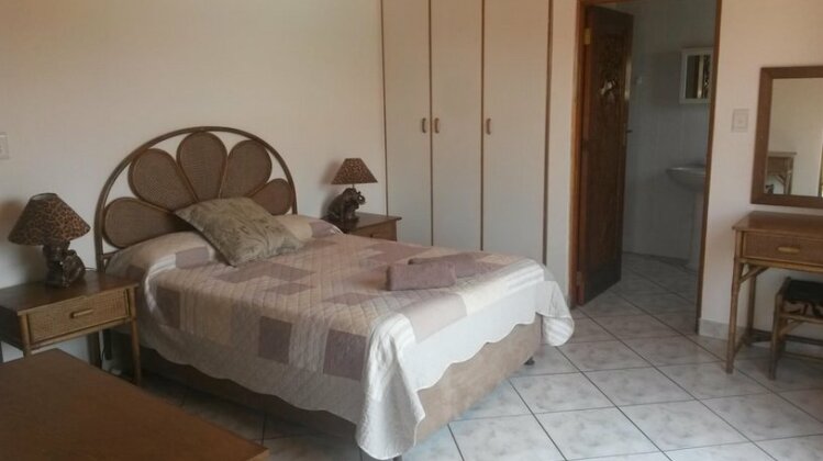 Lake St Lucia Villas - Photo4