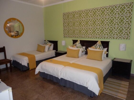 Leopard Corner - Photo3