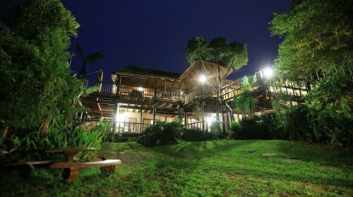 Ndiza Lodge and Cabanas