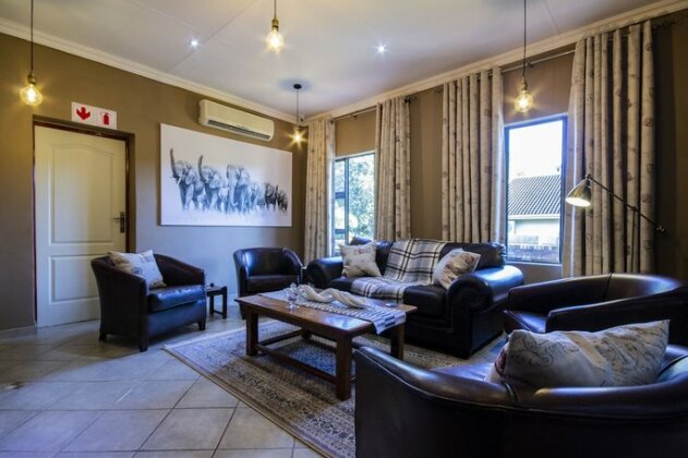 St Lucia Livingston Lodge - Photo2