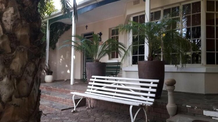 Mavilla Stellenbosch Guest House