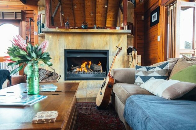 The Log Cabin Lodge - Photo4