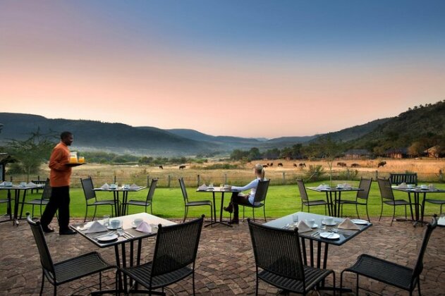 Bakubung Self-Catering Chalets - Photo5