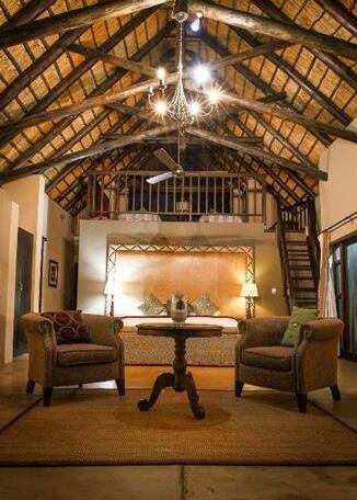 Buffalo Thorn Lodge - Photo4