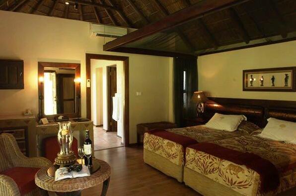 Ivory Tree Game Lodge - Photo3