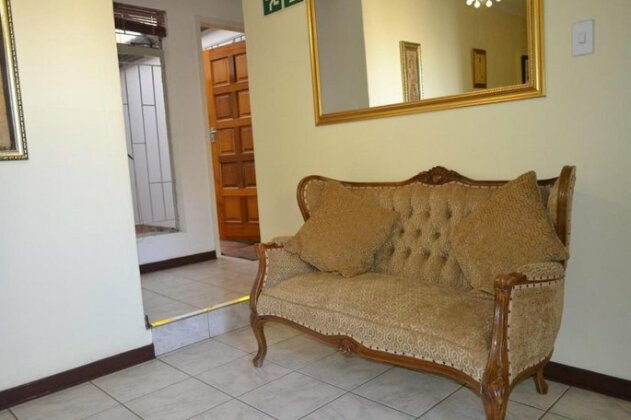 Kamogelo Guest House - Photo2