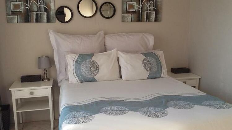 Vicky B Bed and Breakfast - Photo5
