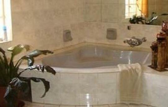 Villa Toscana Guesthouse - Photo3