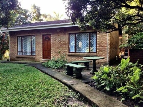 Carisford Self-Catering Lodge - Photo4