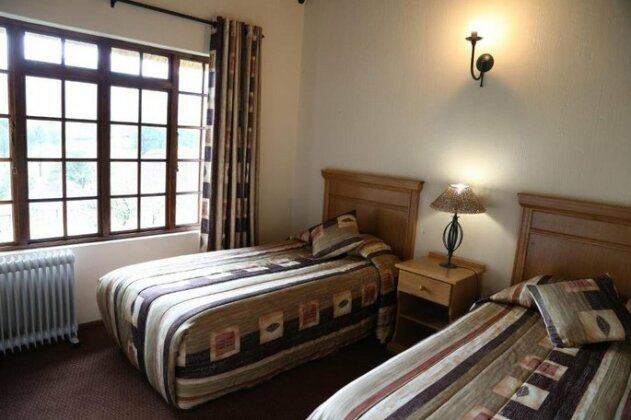 Fairways Gold Crown Resort - Photo4