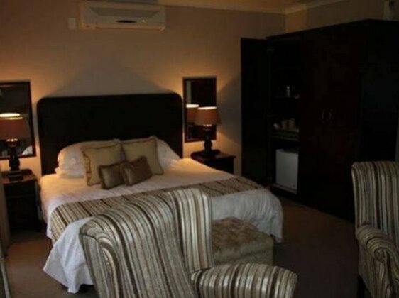 Browns Manor - Photo4