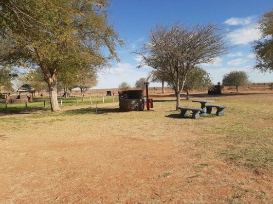 Kalahari Monate Lodge - Photo3