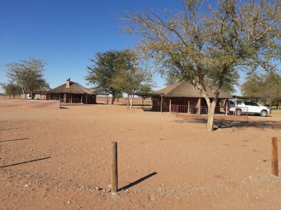 Kalahari Monate Lodge - Photo5