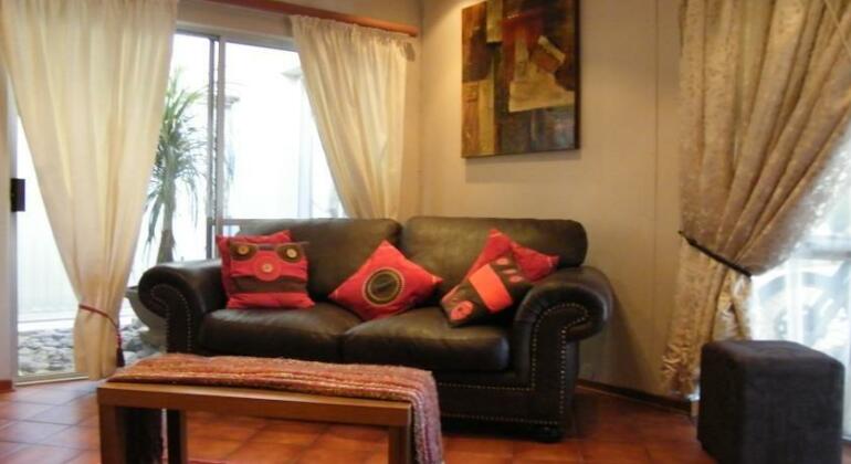 Moonriver Guesthouse - Photo3