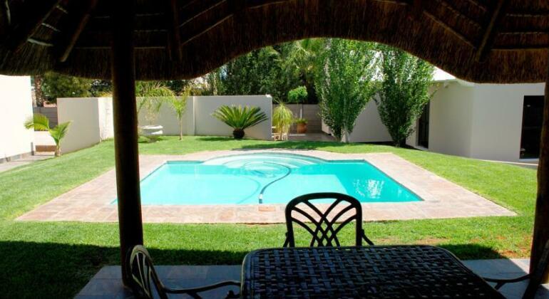Schroderhuis Guesthouse - Photo2
