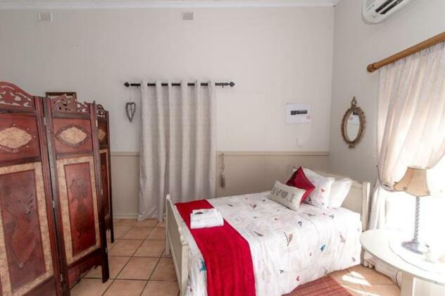 Tarentaalrand Guesthouse - Photo3