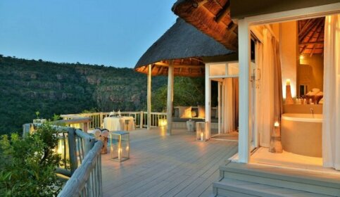 Clifftop Exclusive Safari Hideaway