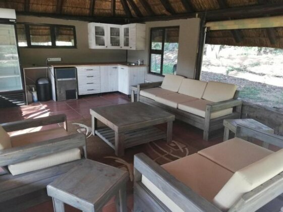 Mahathi Bush Lodge - Photo5