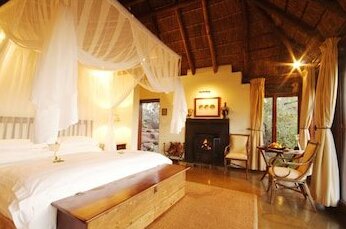 Nungubane Game Lodge - Photo2