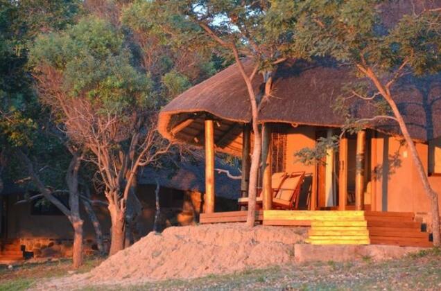 Zangarna Game Lodge - Photo3