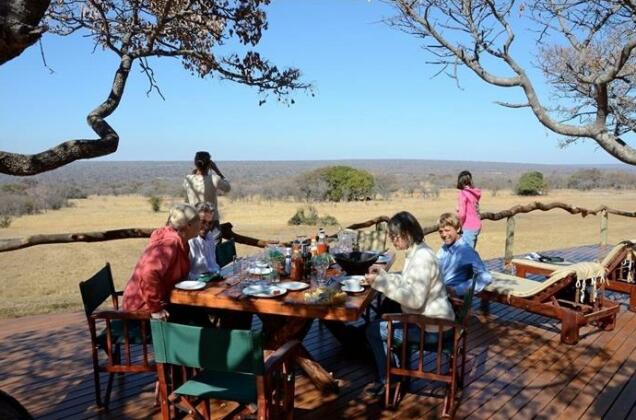 Zangarna Game Lodge - Photo4