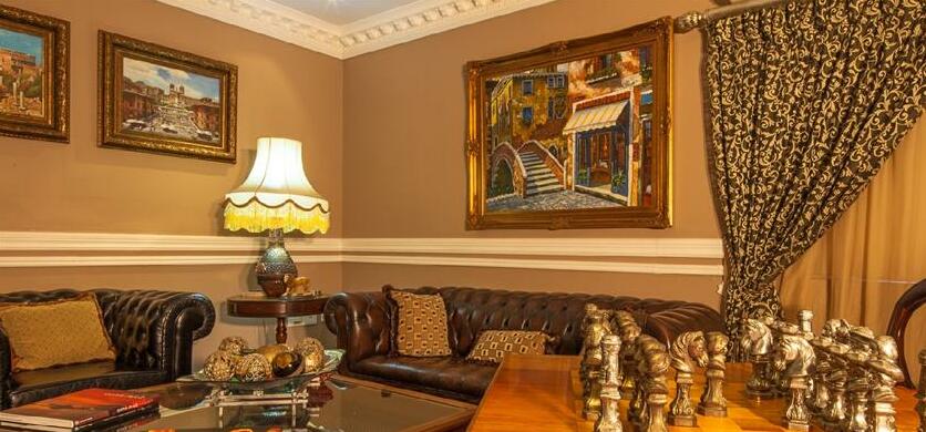 Caesars Guesthouse - Photo3