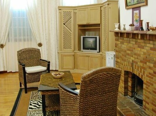 Oasis Country Lodge - Photo2