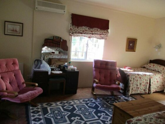 Van Rhyn Guest House - Photo4