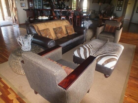 Bivane Game Lodge - Photo2